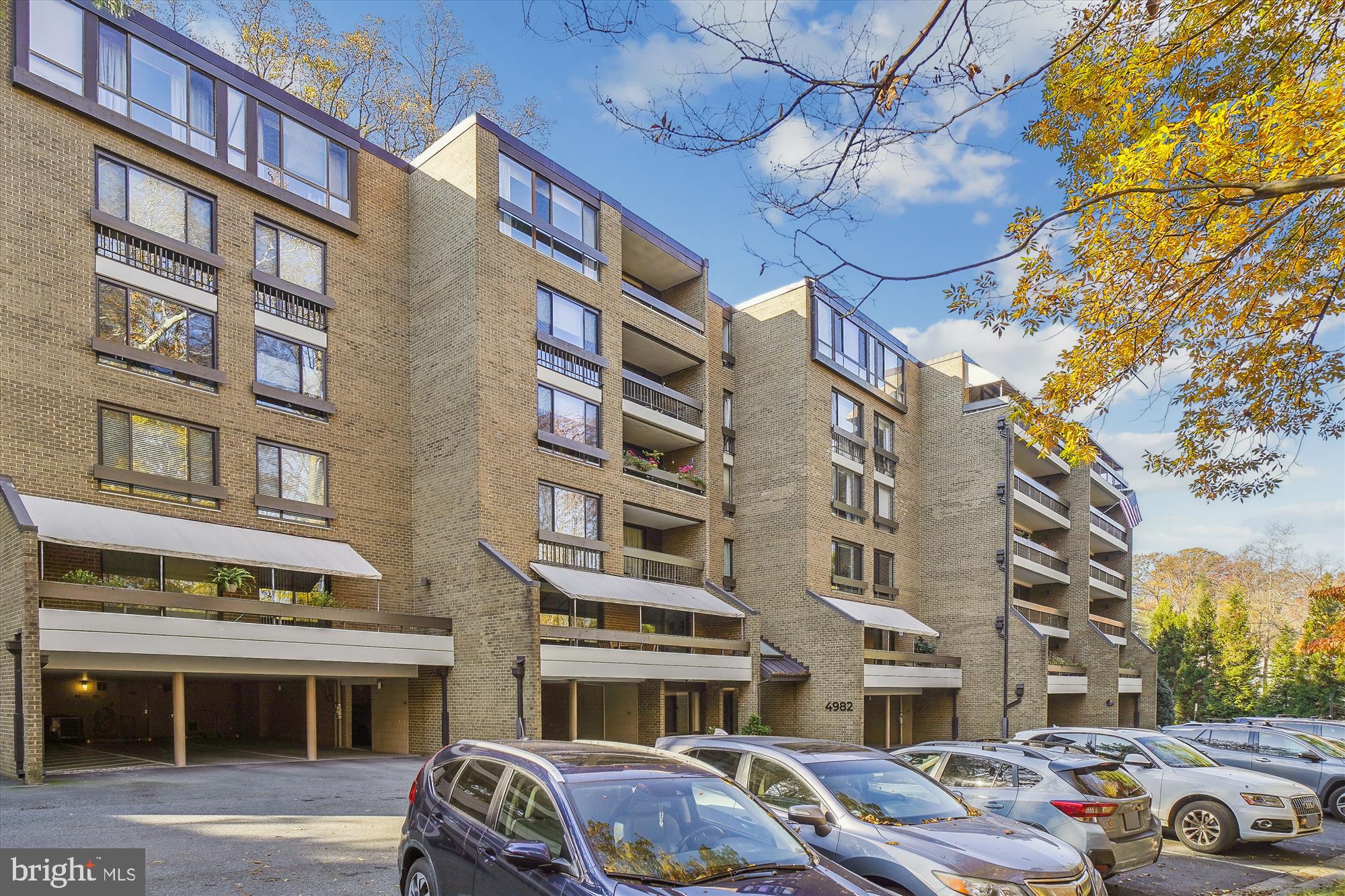 SUMNER VILLAGE - Residential