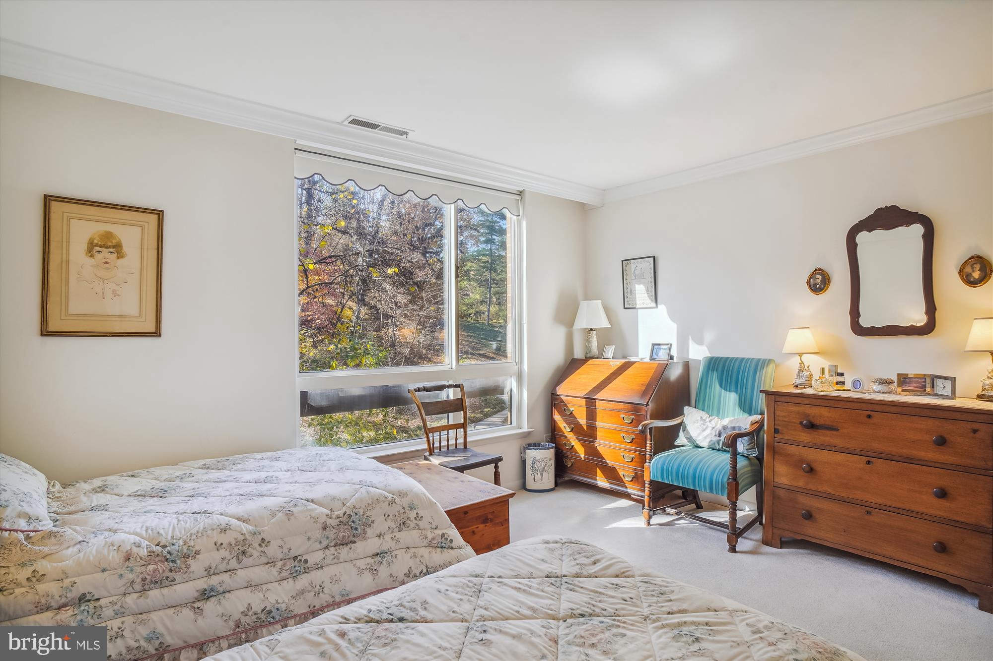 SUMNER VILLAGE - Residential