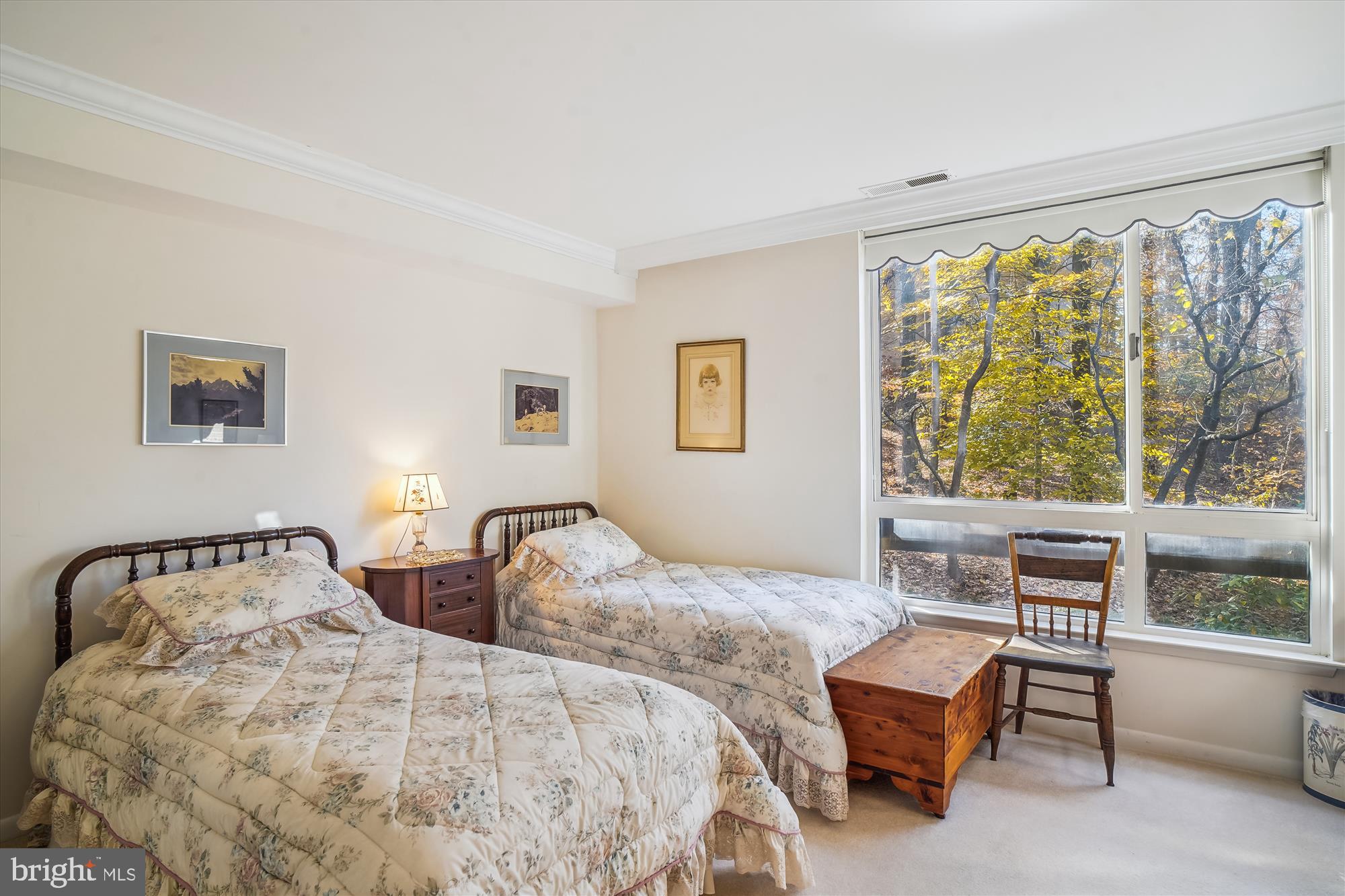 SUMNER VILLAGE - Residential