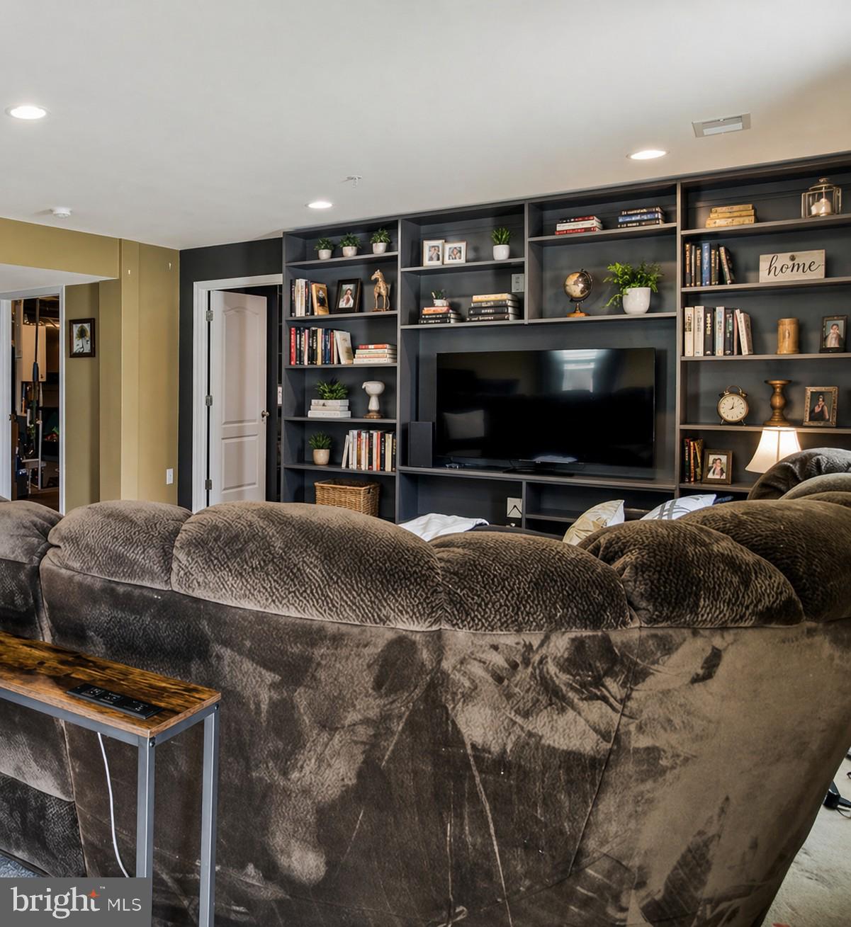 ST CHARLES GLENEAGLES - Residential