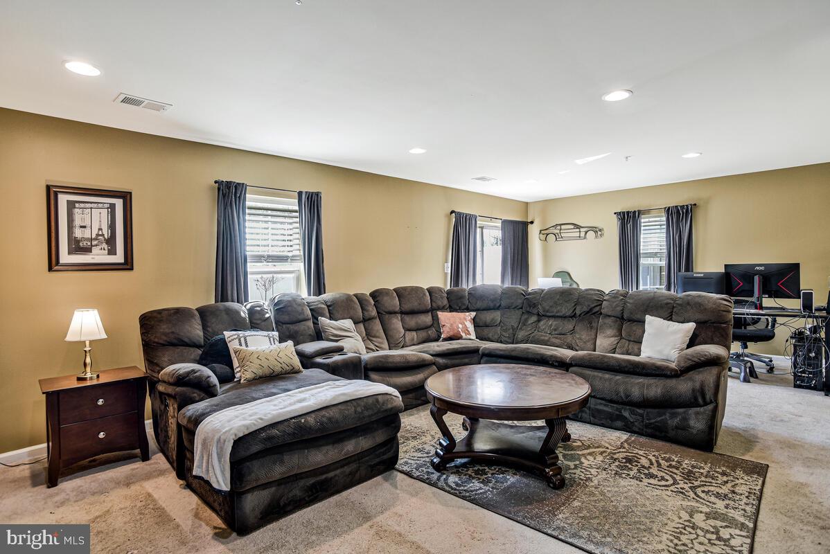 ST CHARLES GLENEAGLES - Residential