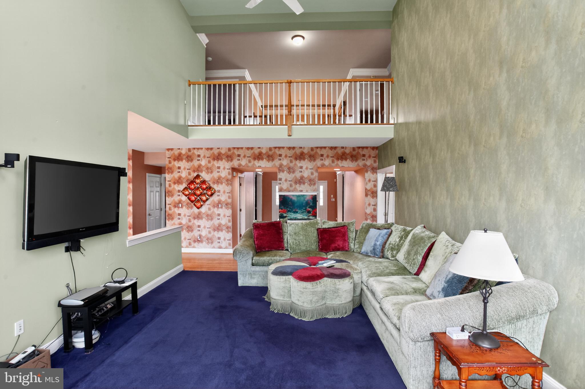 RIVER CROSSING - Residential