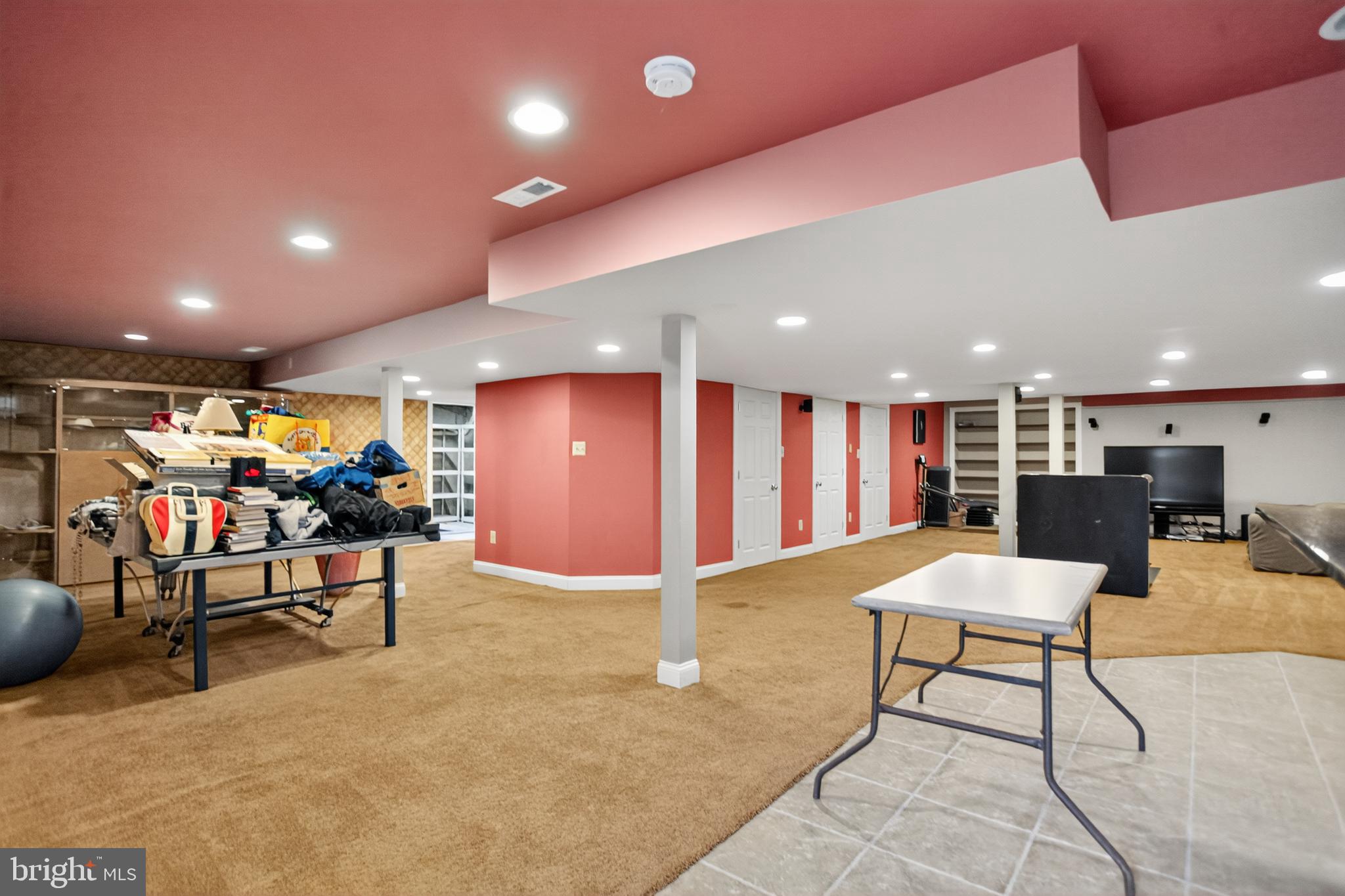 RIVER CROSSING - Residential