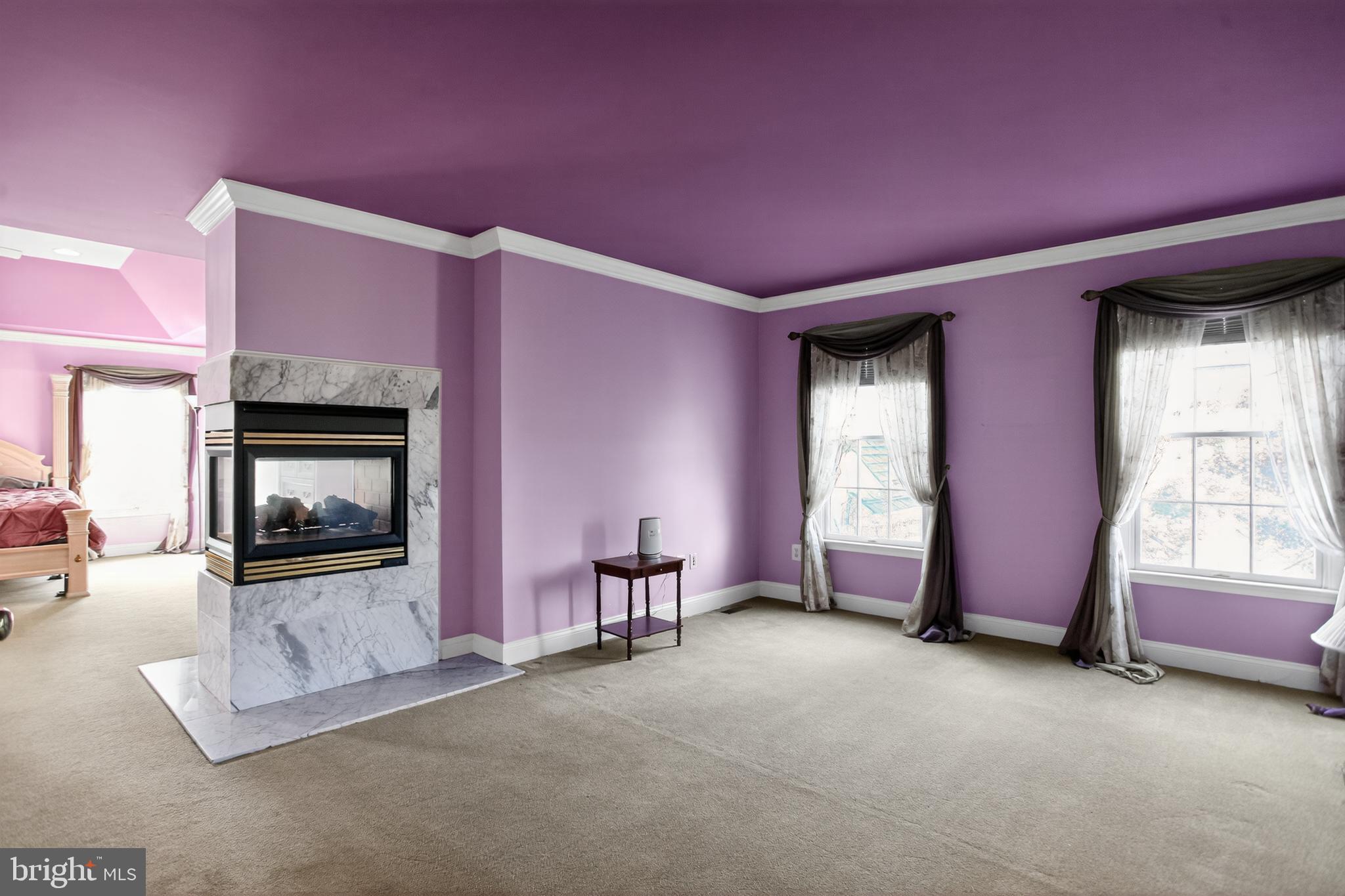 RIVER CROSSING - Residential