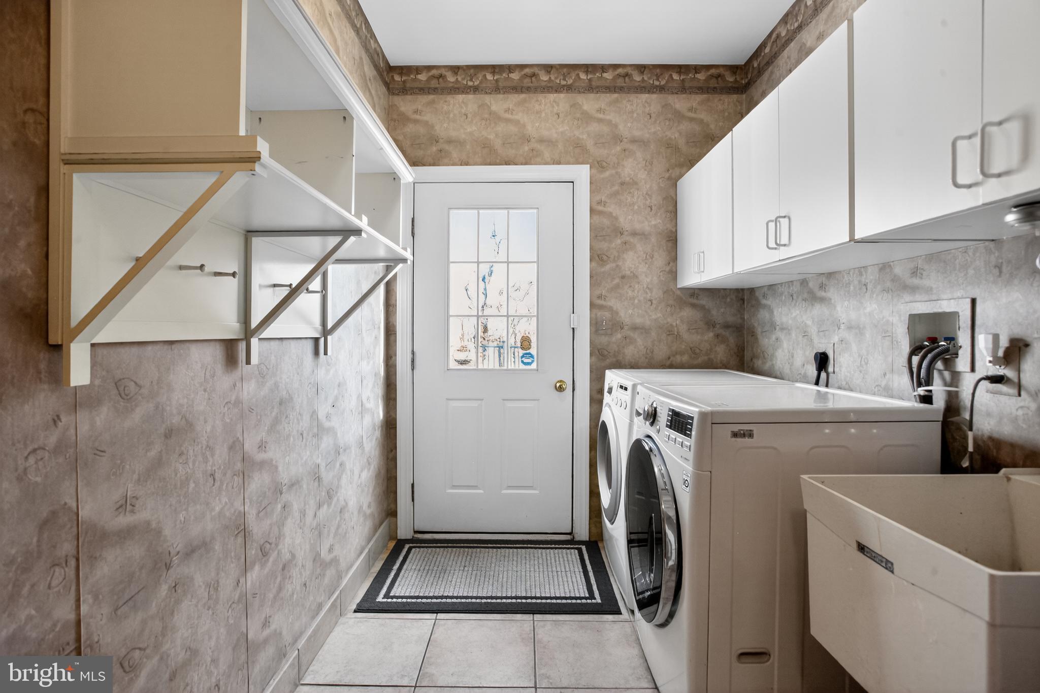 RIVER CROSSING - Residential