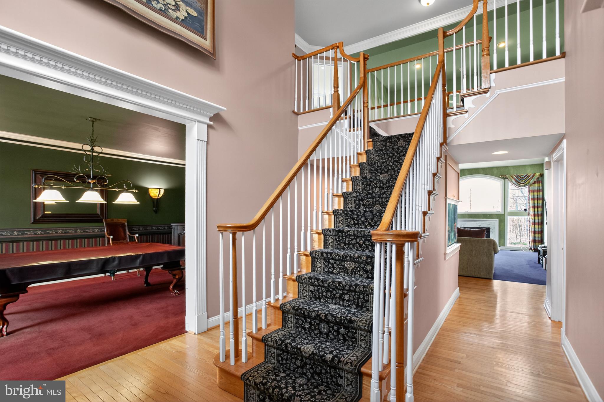 RIVER CROSSING - Residential