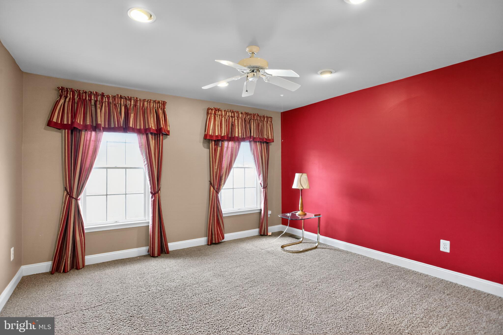 RIVER CROSSING - Residential