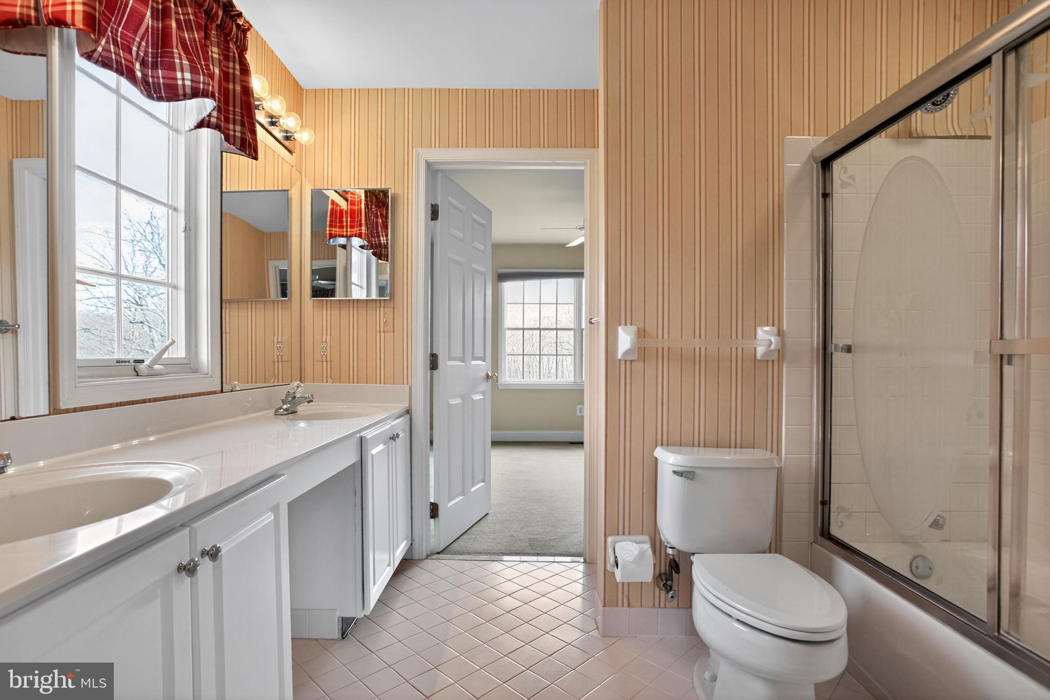 RIVER CROSSING - Residential