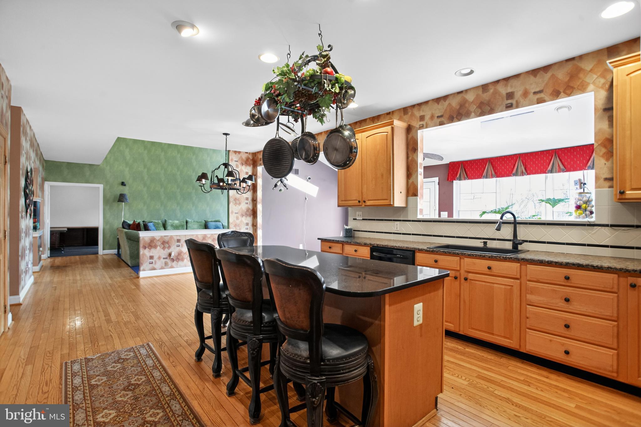 RIVER CROSSING - Residential