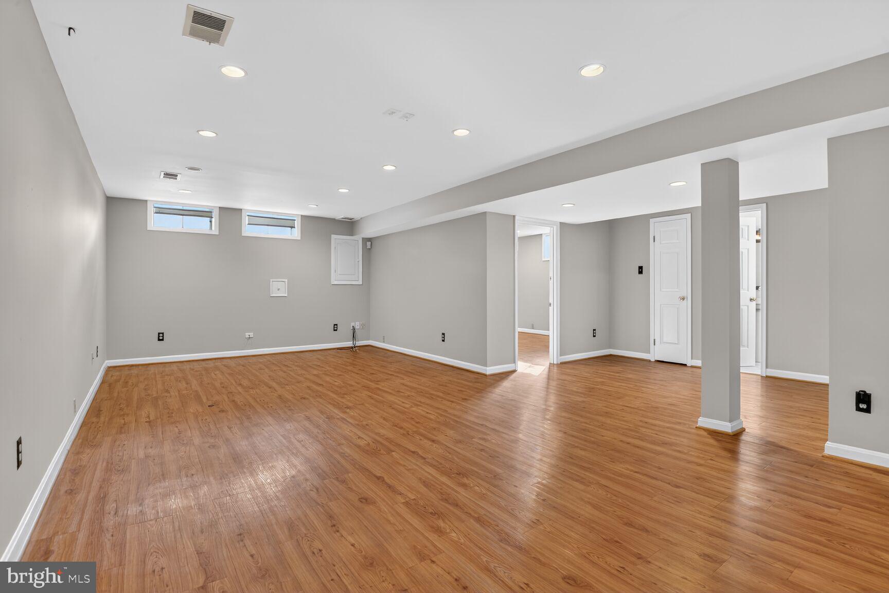 FRANKLIN FARM - Residential