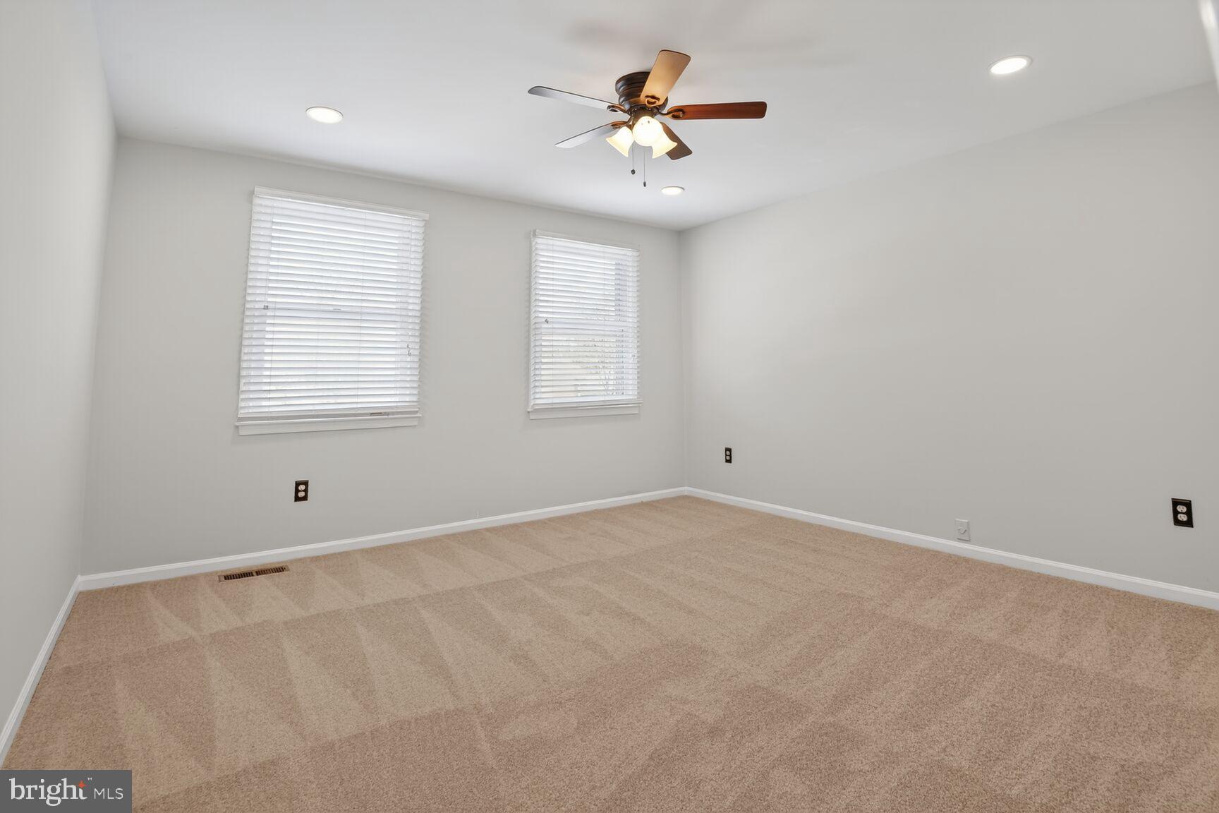 FRANKLIN FARM - Residential