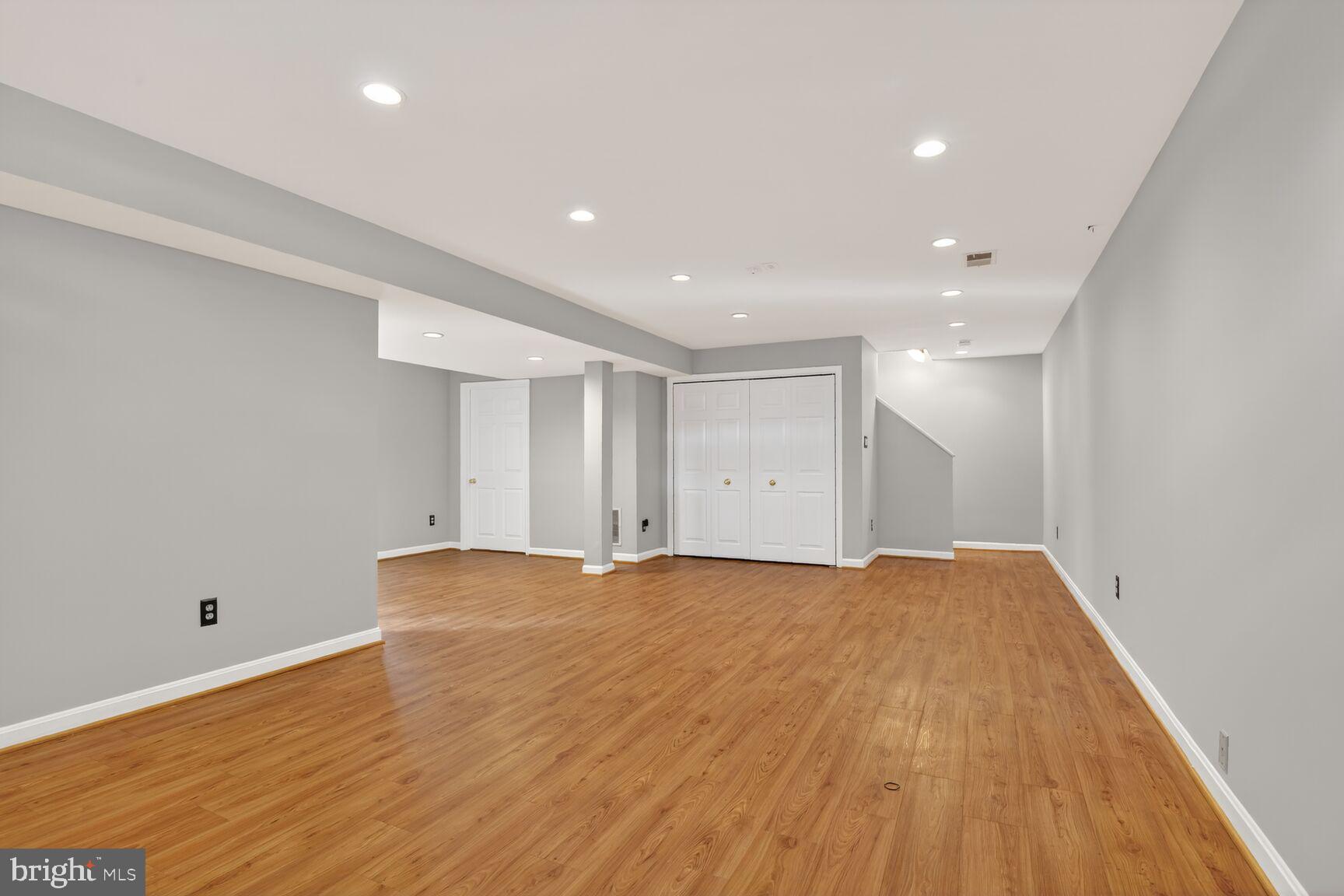 FRANKLIN FARM - Residential