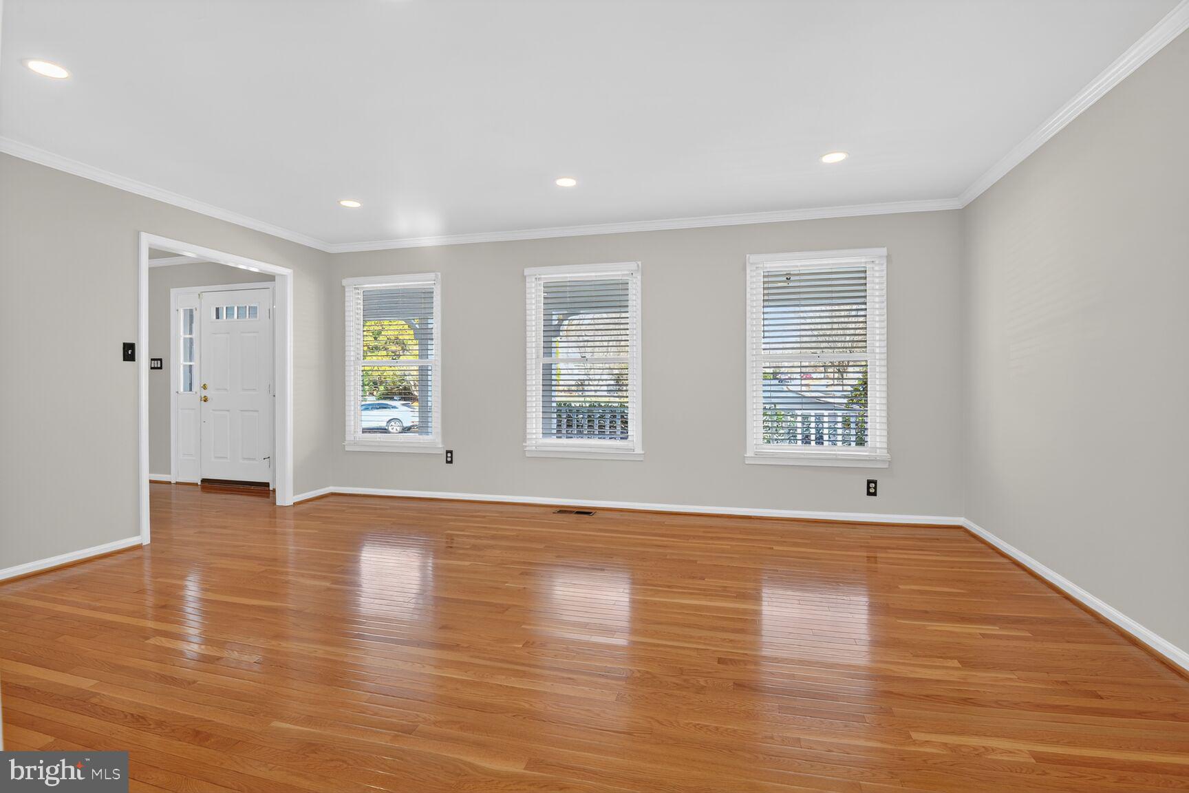 FRANKLIN FARM - Residential