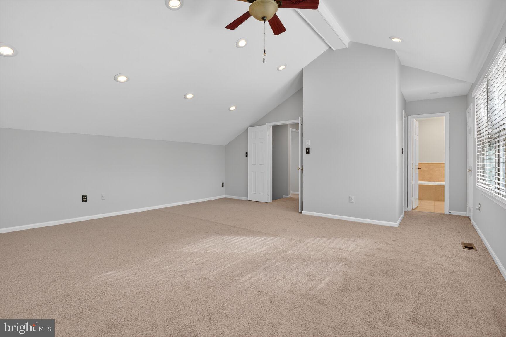 FRANKLIN FARM - Residential