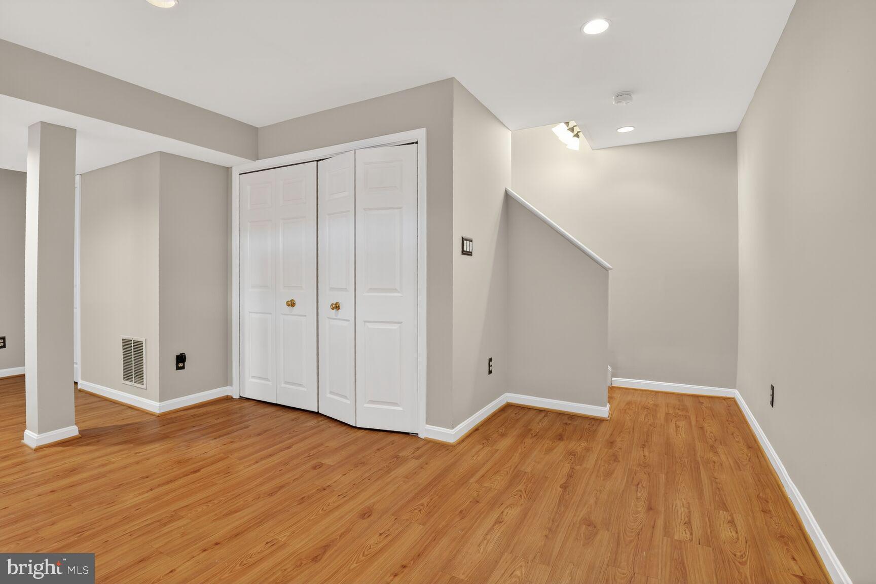 FRANKLIN FARM - Residential