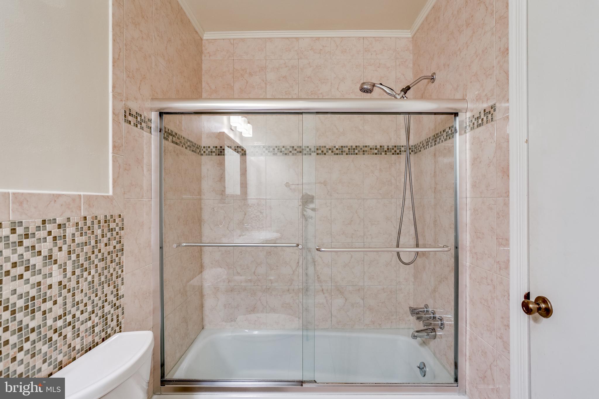 WESTCHESTER PARK - Residential Lease