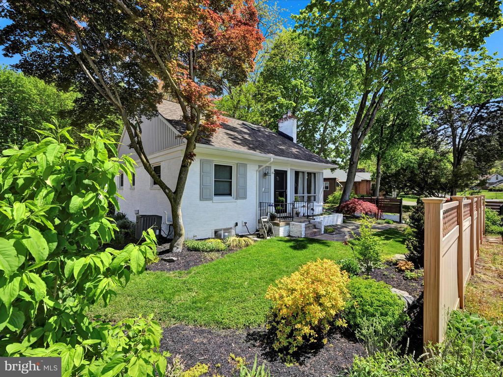 Photo of 311 Abbeyville Road, LANCASTER, PA 17603 (MLS # PALA2070798)