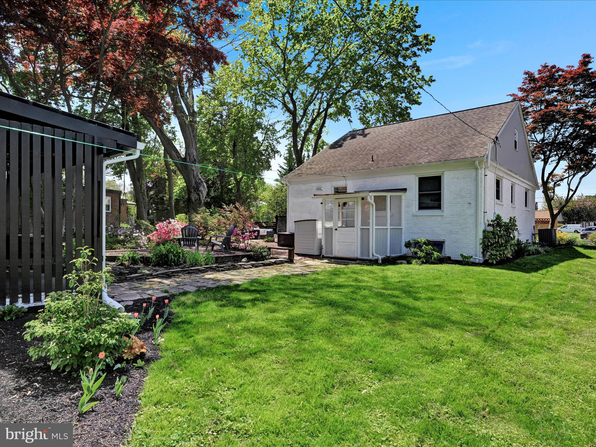 HAMILTON PARK - Residential