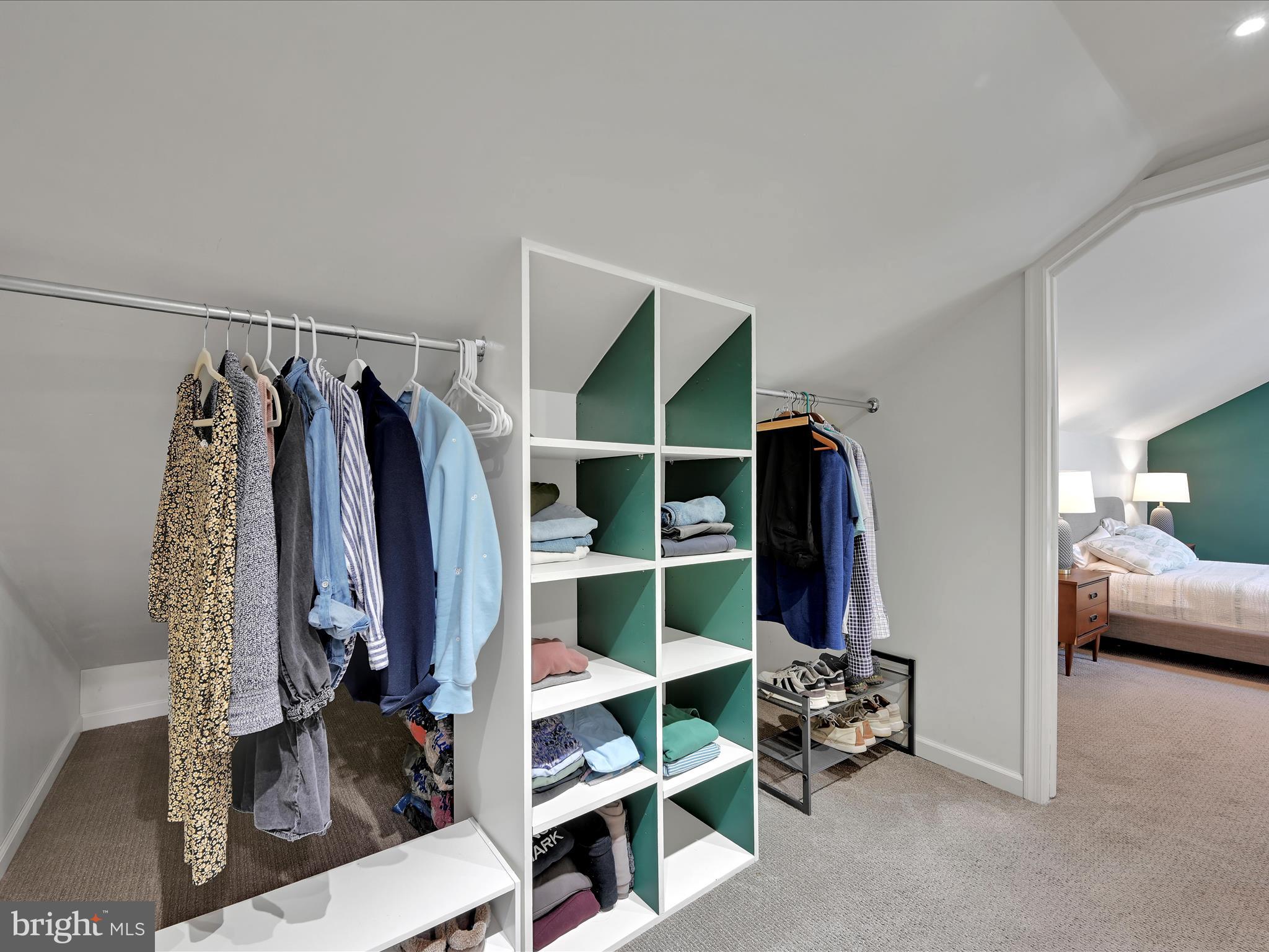 HAMILTON PARK - Residential