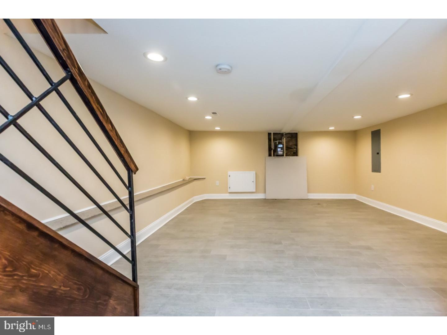 PORT RICHMOND - Residential