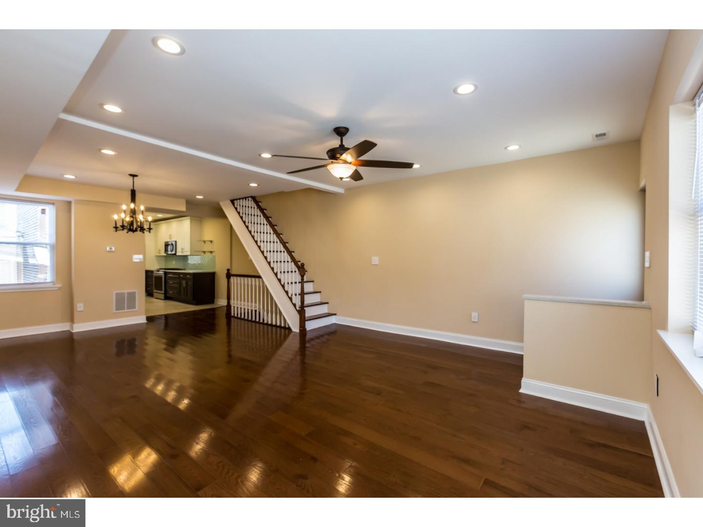 PORT RICHMOND - Residential