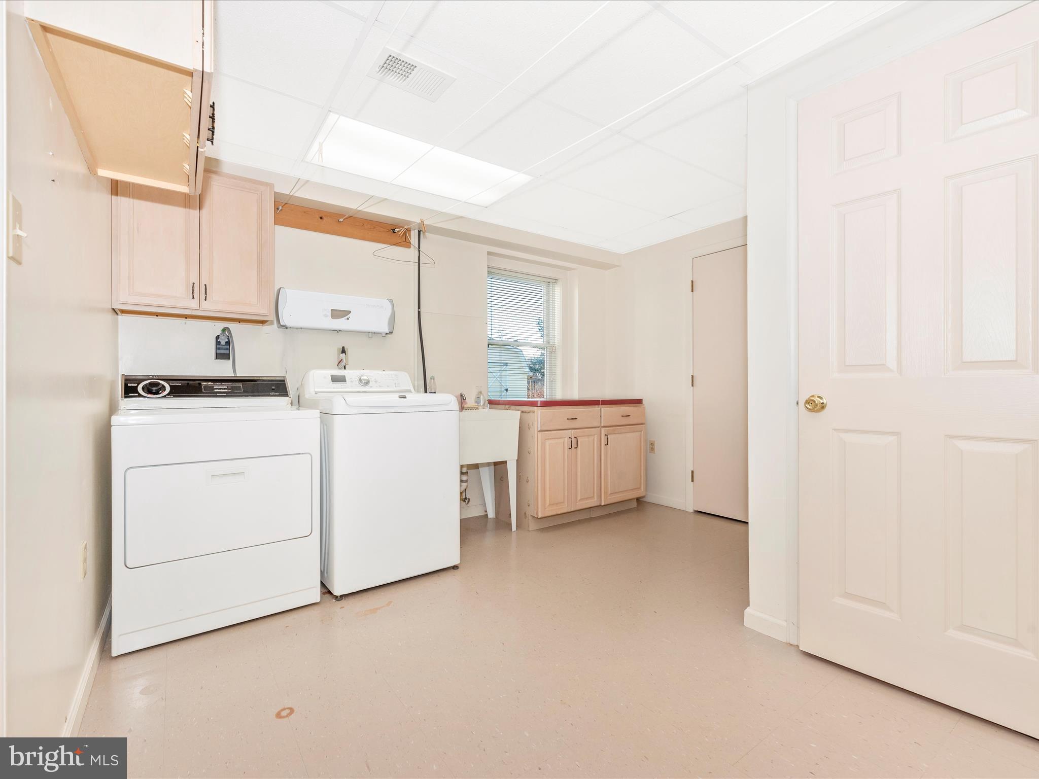 FOXLEIGH MEADOWS - Residential