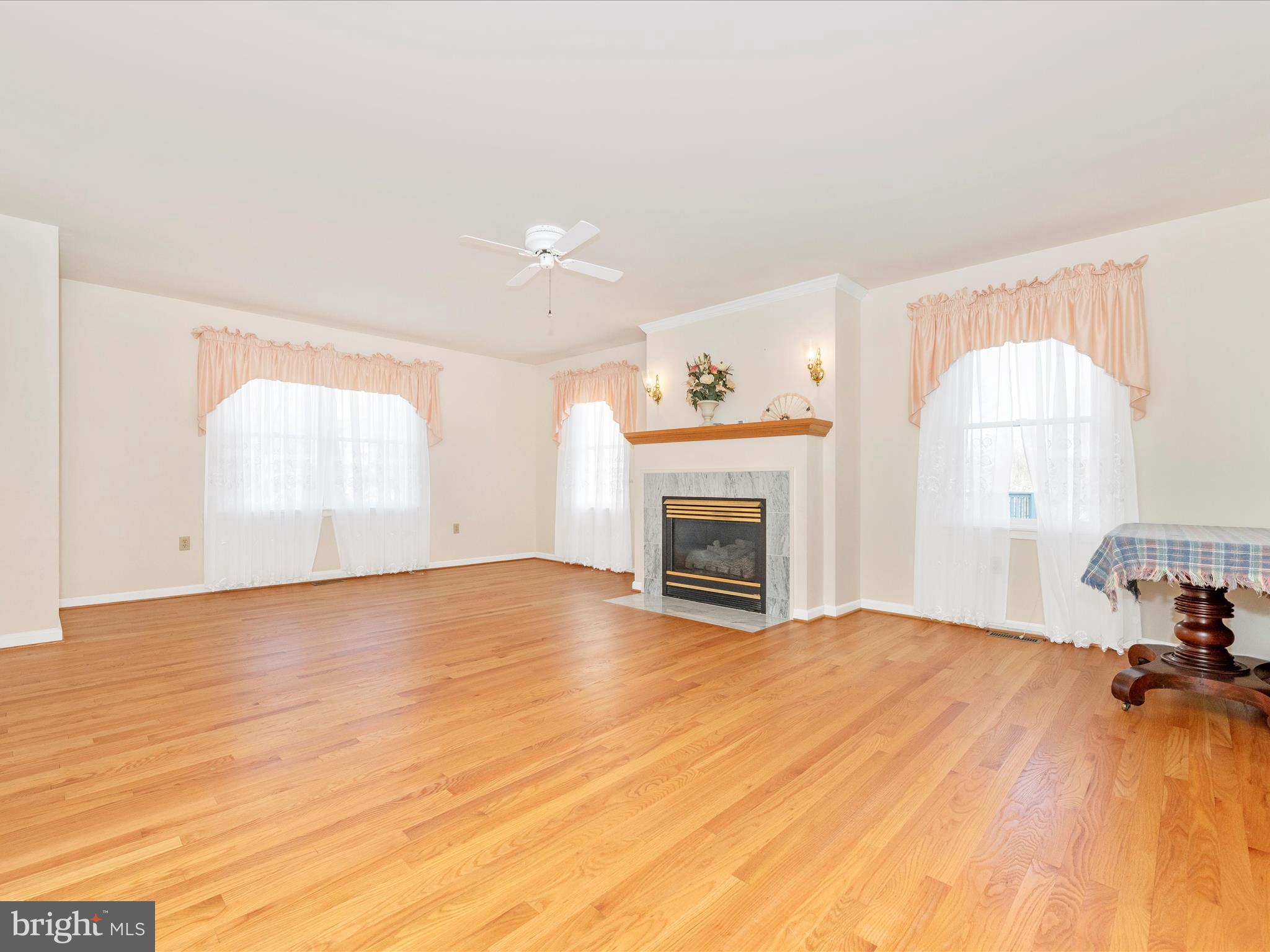 FOXLEIGH MEADOWS - Residential