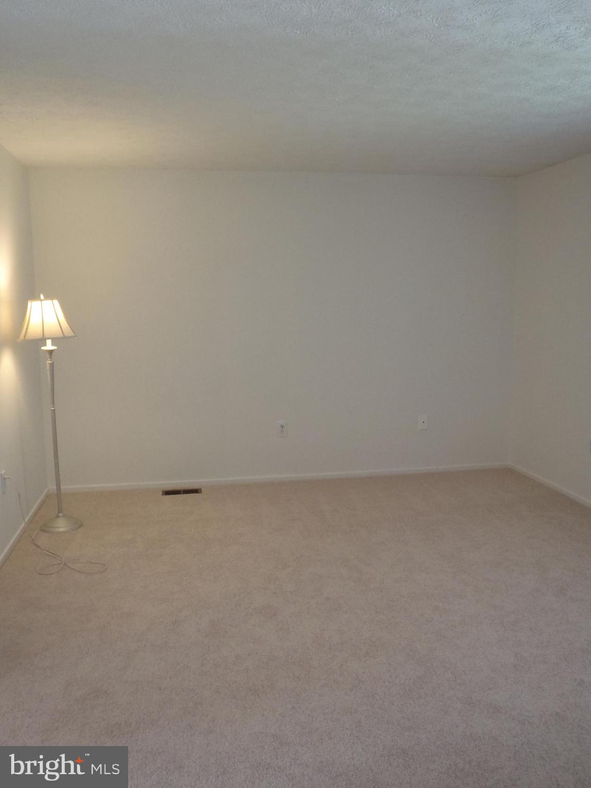 GREENBRIAR WOODS - Residential