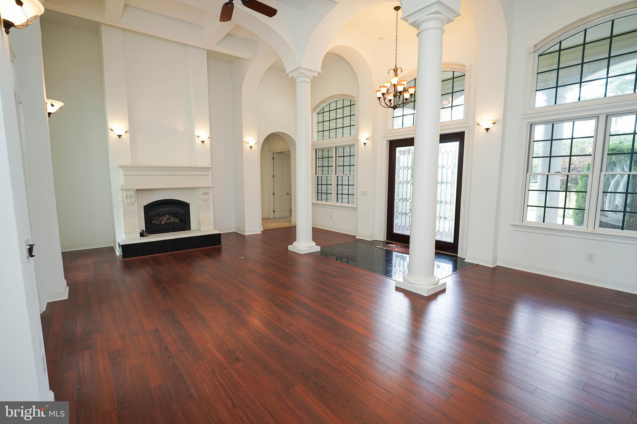 18084 WHITE OAK DRIVE