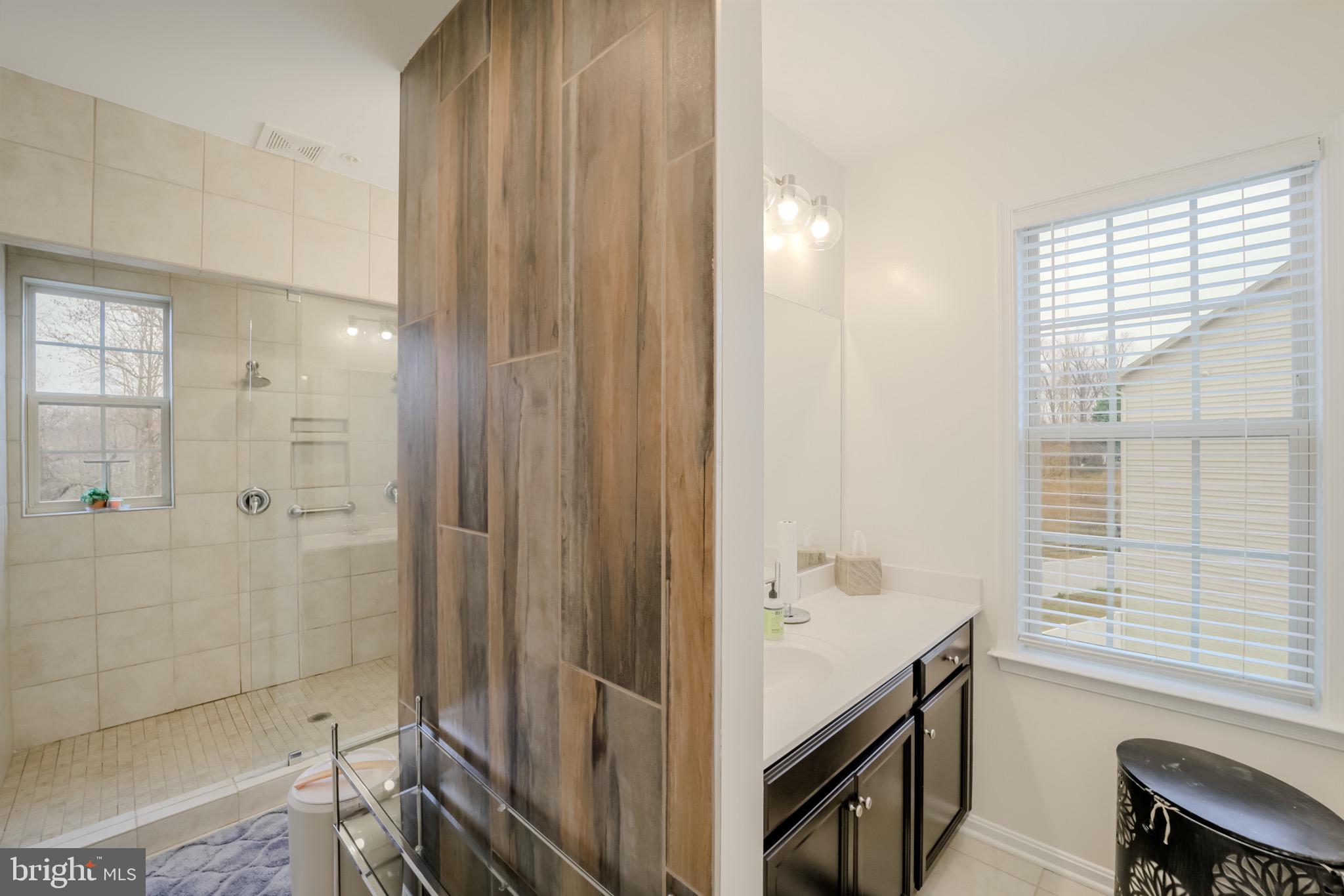 WOODMORE TOWNE CENTRE - Residential