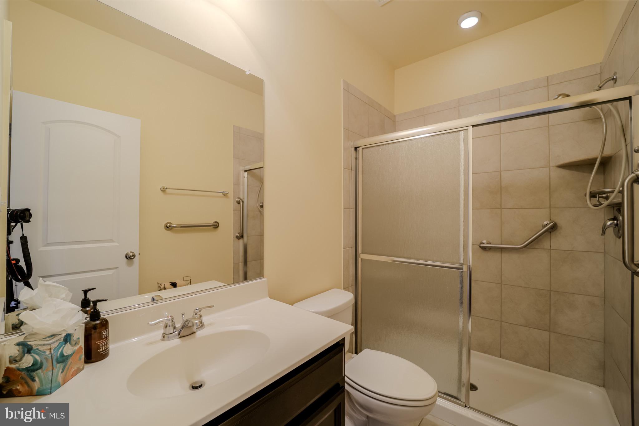 WOODMORE TOWNE CENTRE - Residential