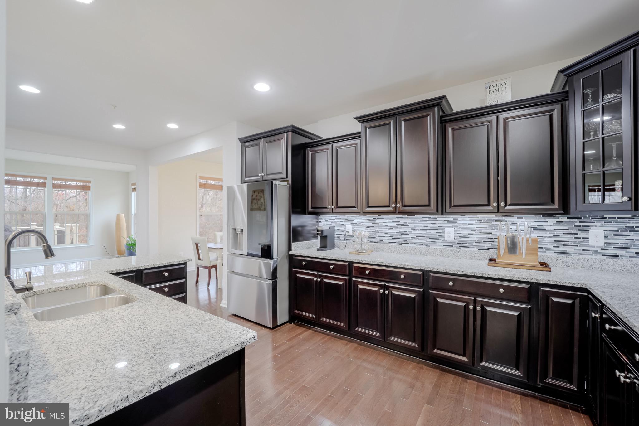 WOODMORE TOWNE CENTRE - Residential