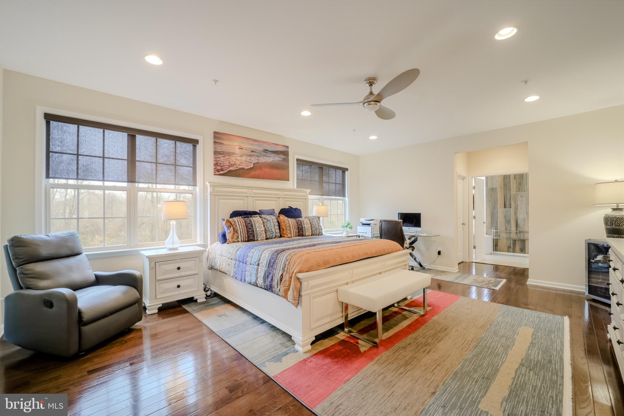 WOODMORE TOWNE CENTRE - Residential