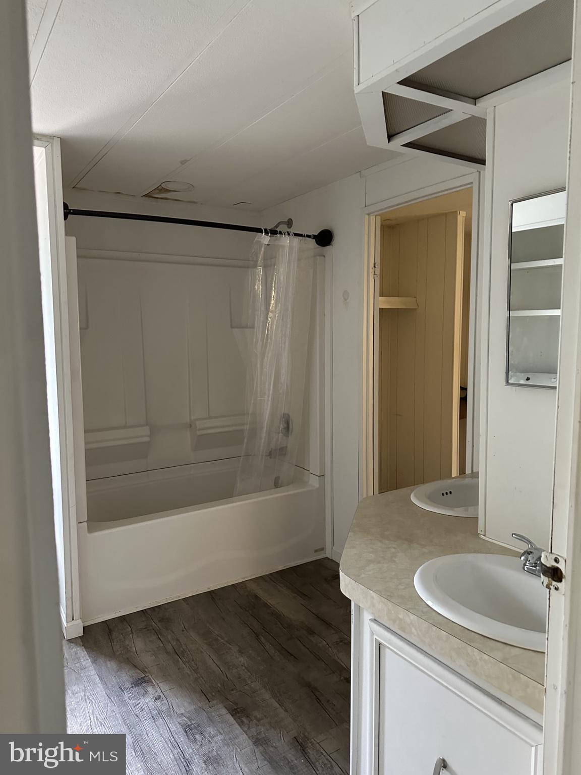 PLANTATION PARK - Residential