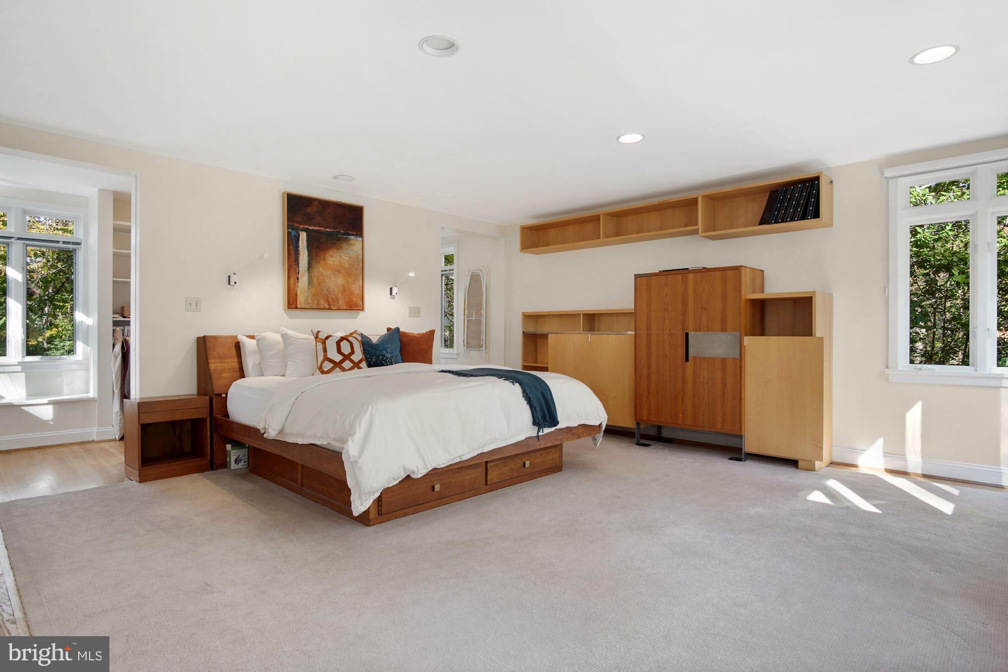 WESTMORELAND HILLS - Residential