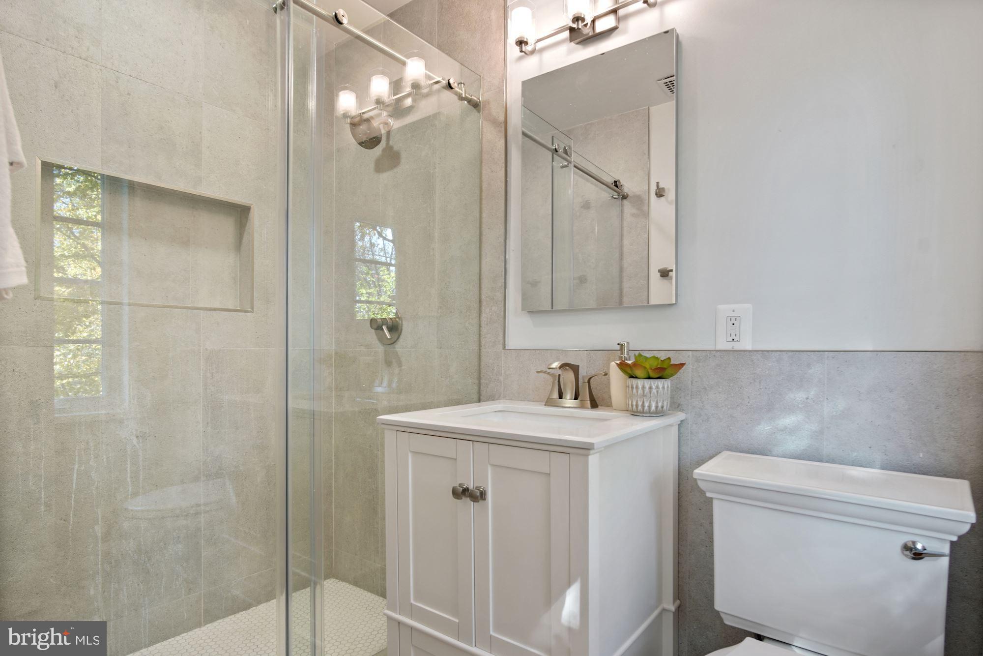 WESTMORELAND HILLS - Residential