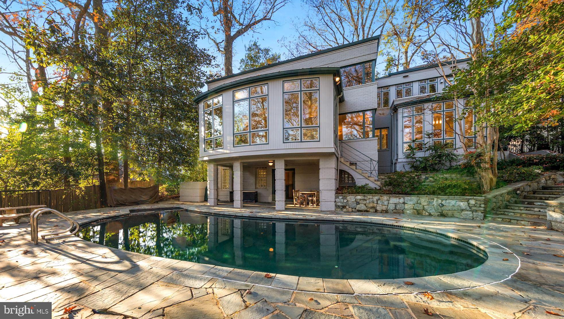 WESTMORELAND HILLS - Residential