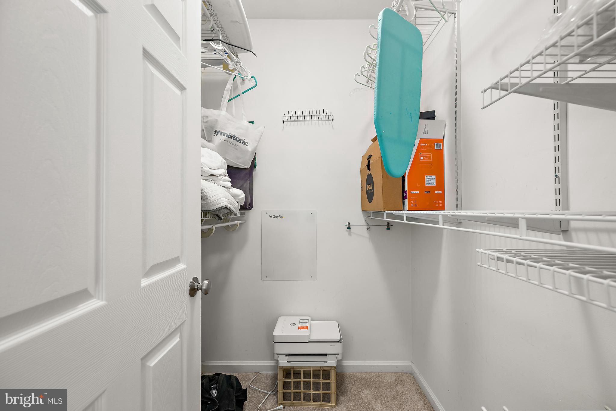 THE TIDES - Residential