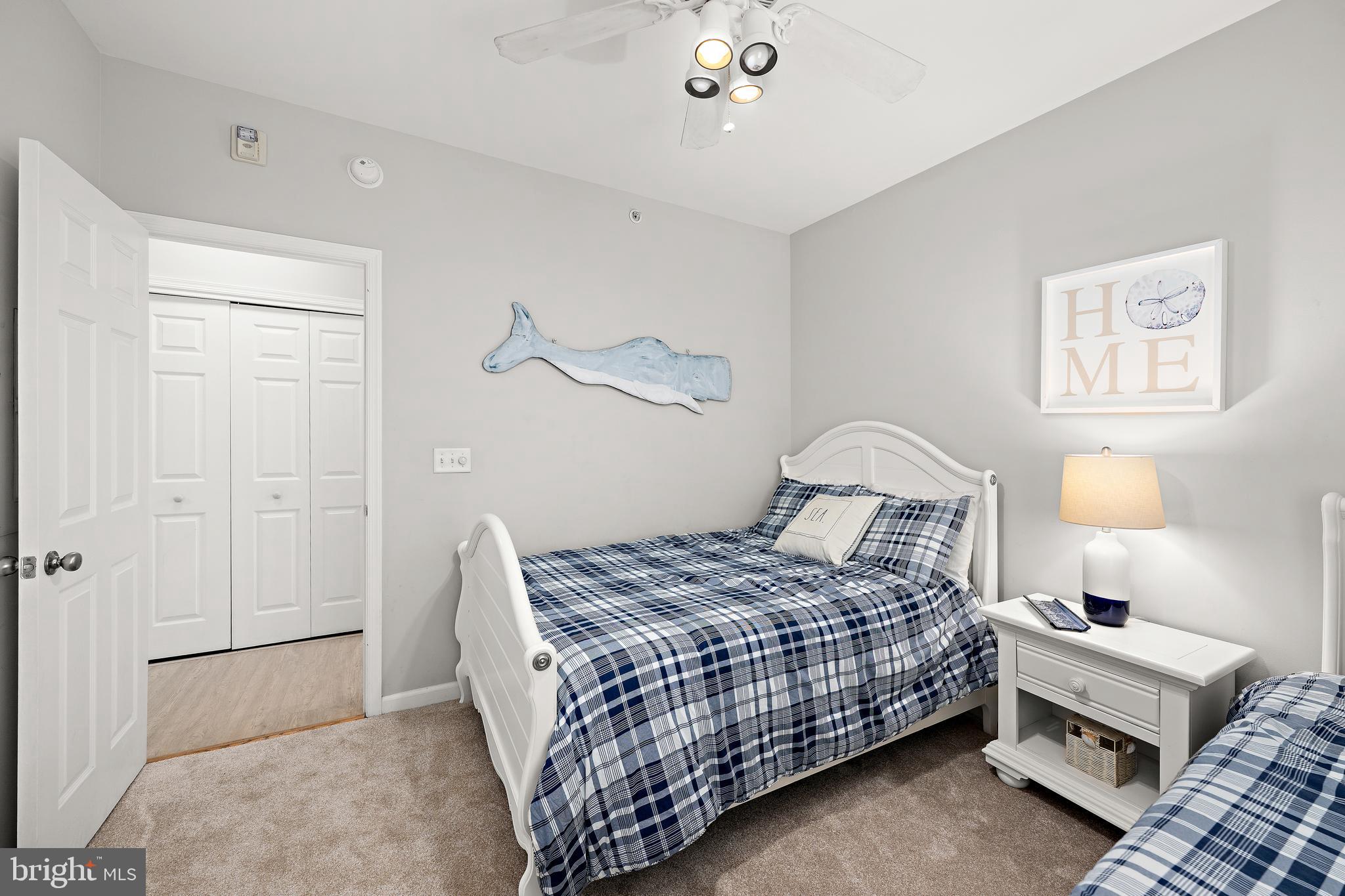 THE TIDES - Residential