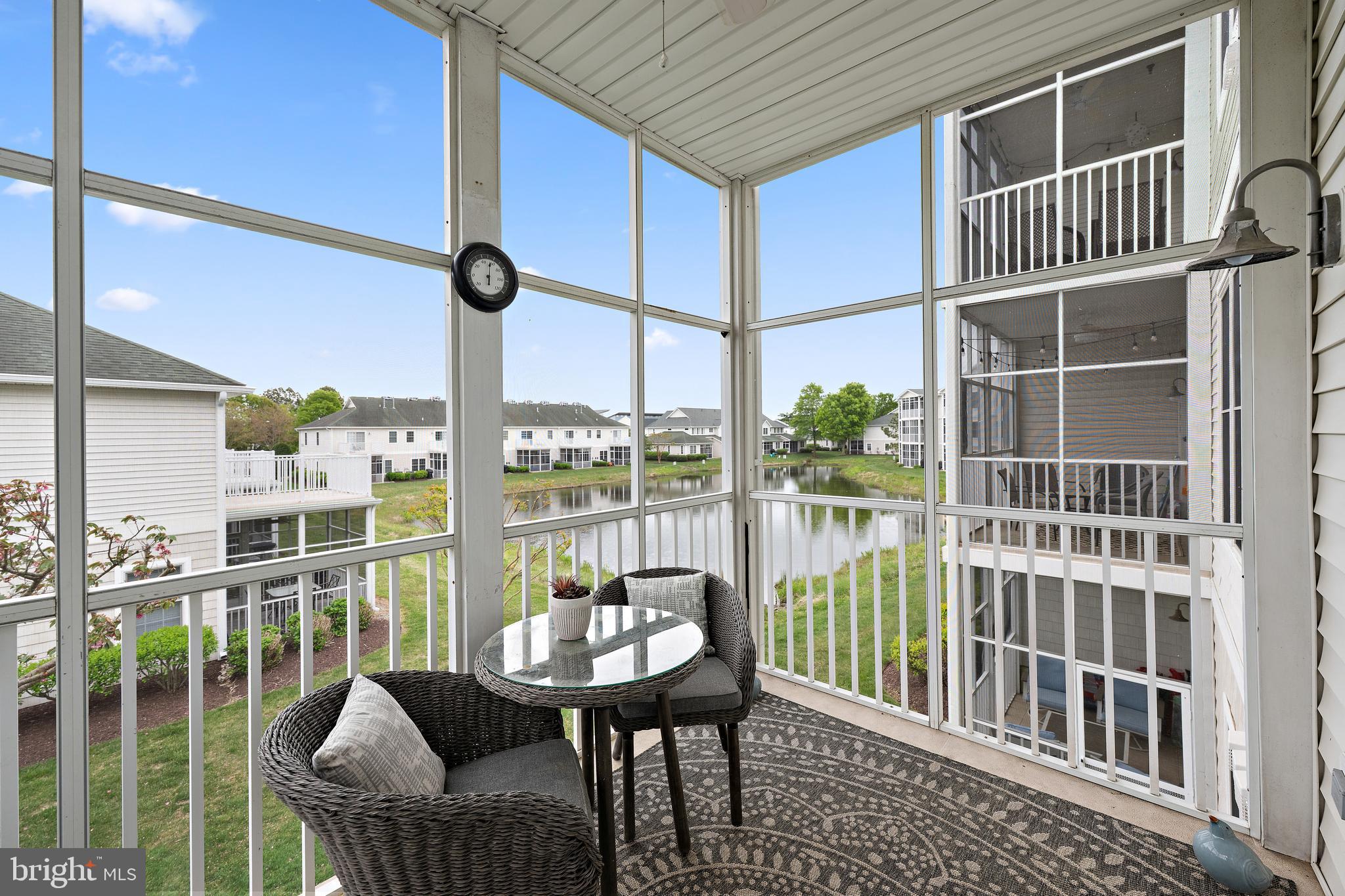 THE TIDES - Residential