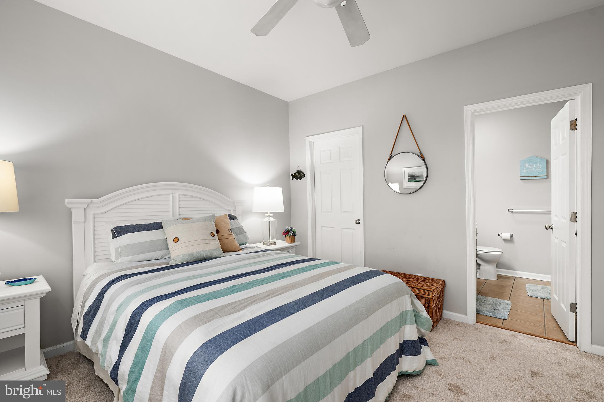THE TIDES - Residential
