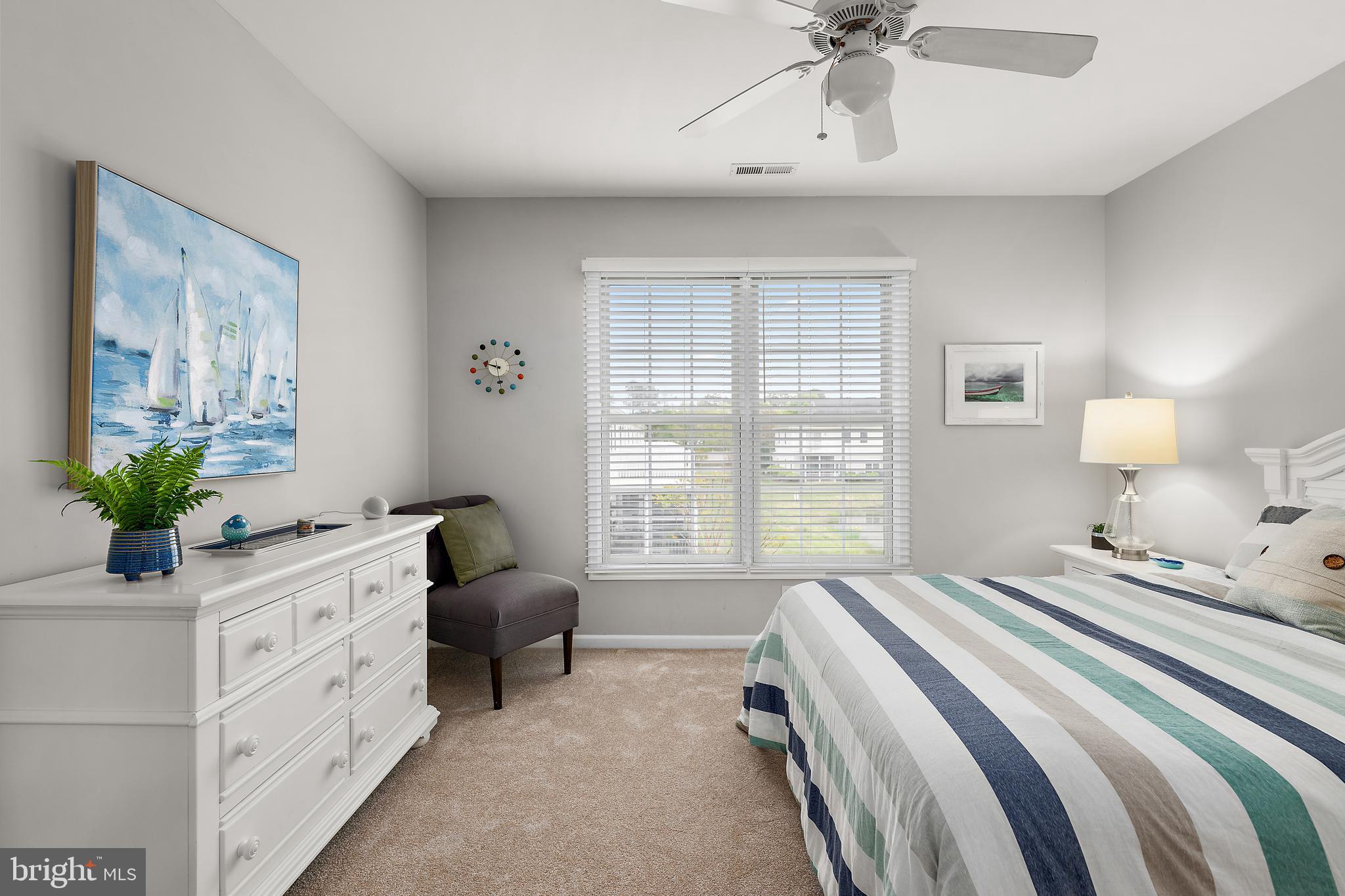 THE TIDES - Residential