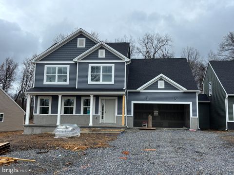 Townhouse For Sale - 206 Grace Ann Court<br/> FAYETTEVILLE, PA 17222