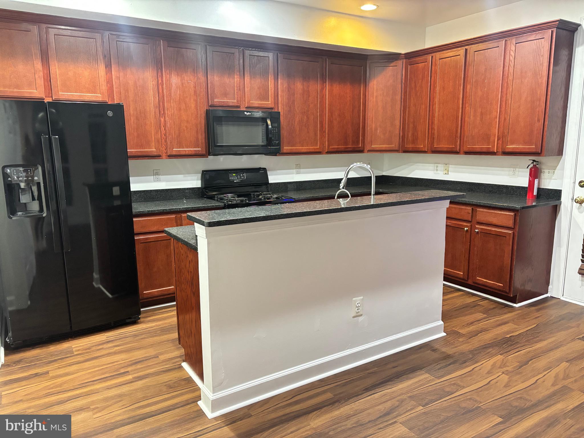 PRINCE WILLIAM COUNTY CENTER - Residential Lease