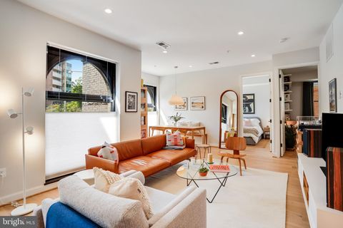 2525 PENNSYLVANIA AVENUE NW 204 WASHINGTON DC 20037