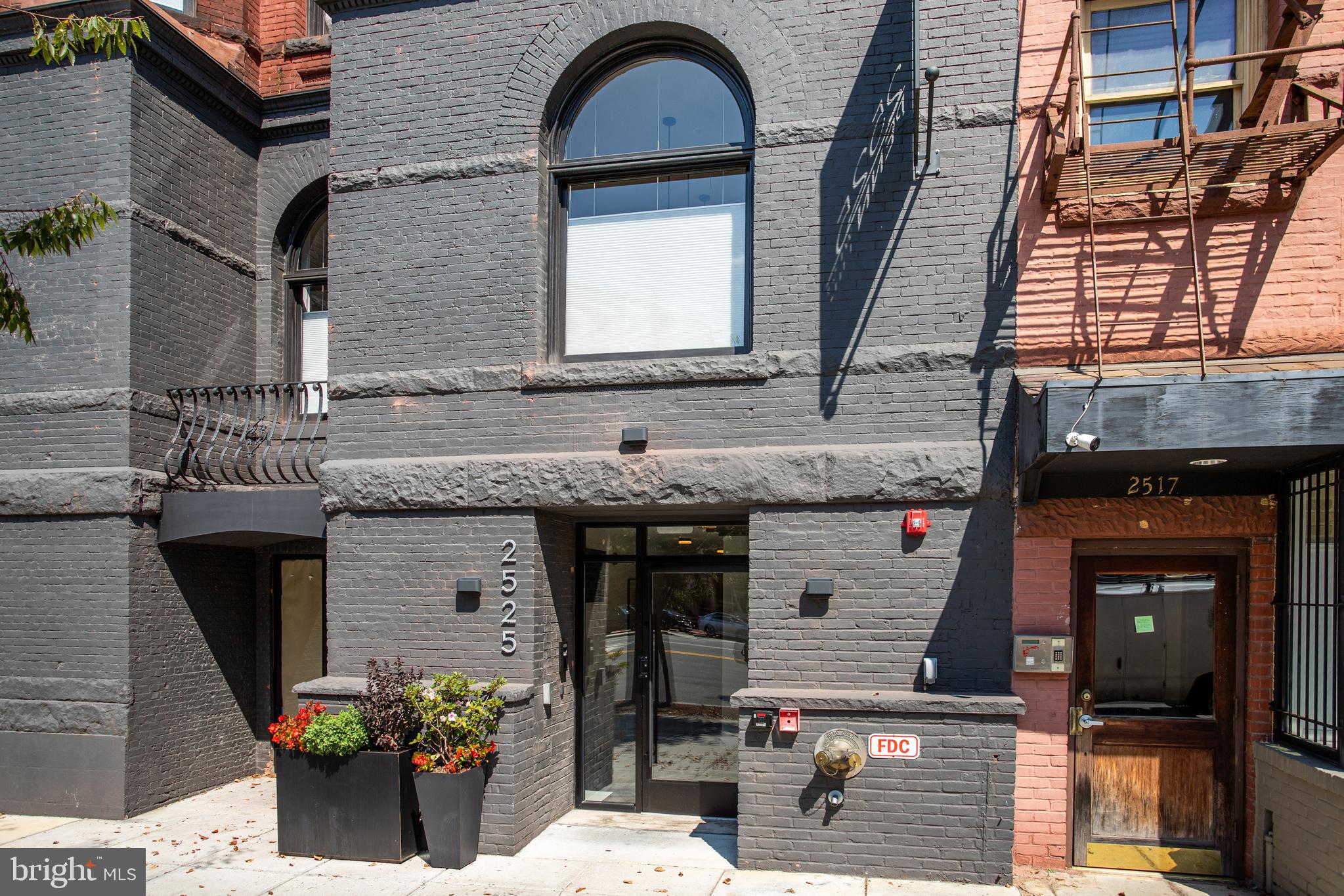 2525 PENNSYLVANIA AVENUE NW 204