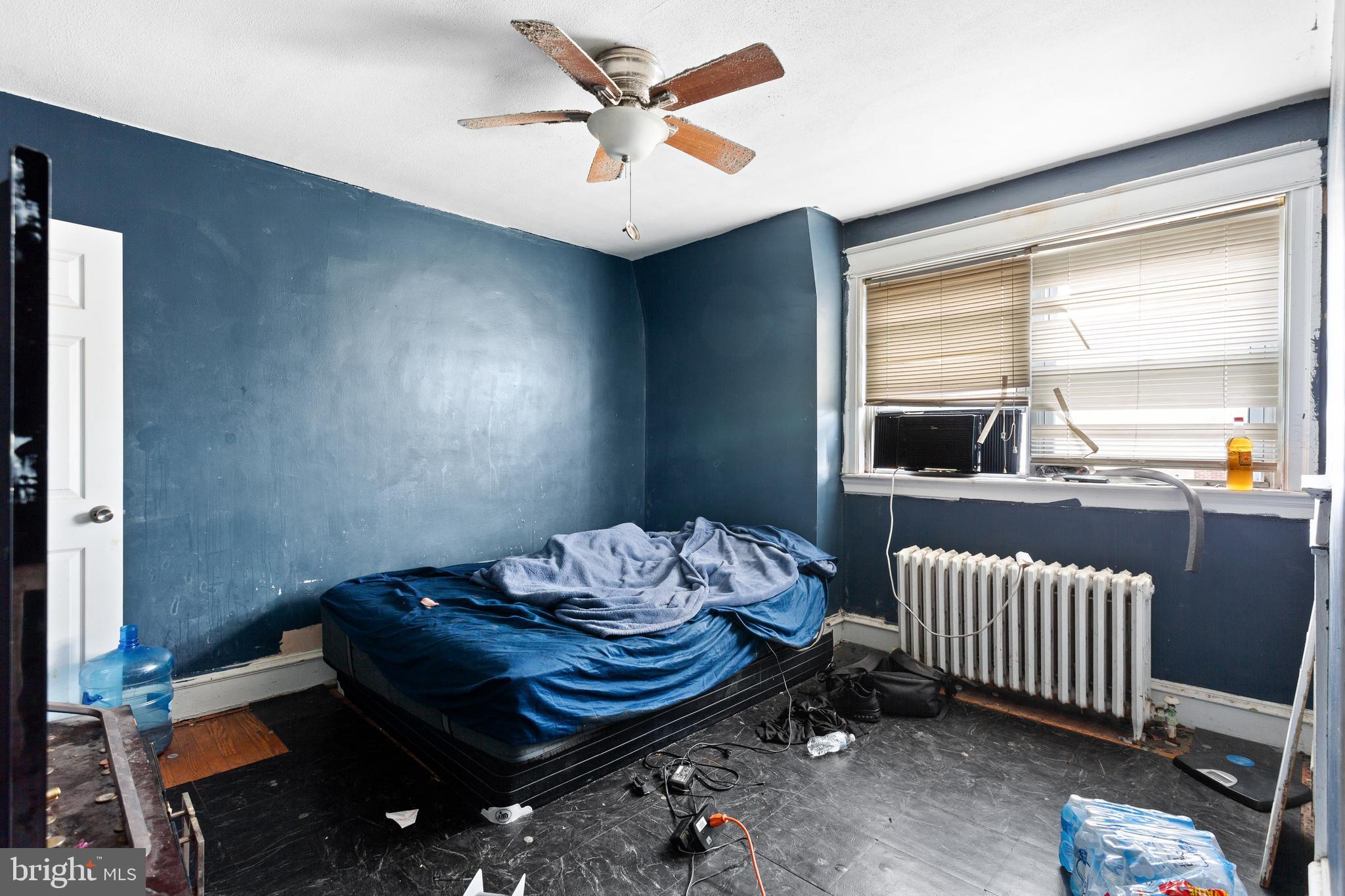 OXFORD CIRCLE - Residential