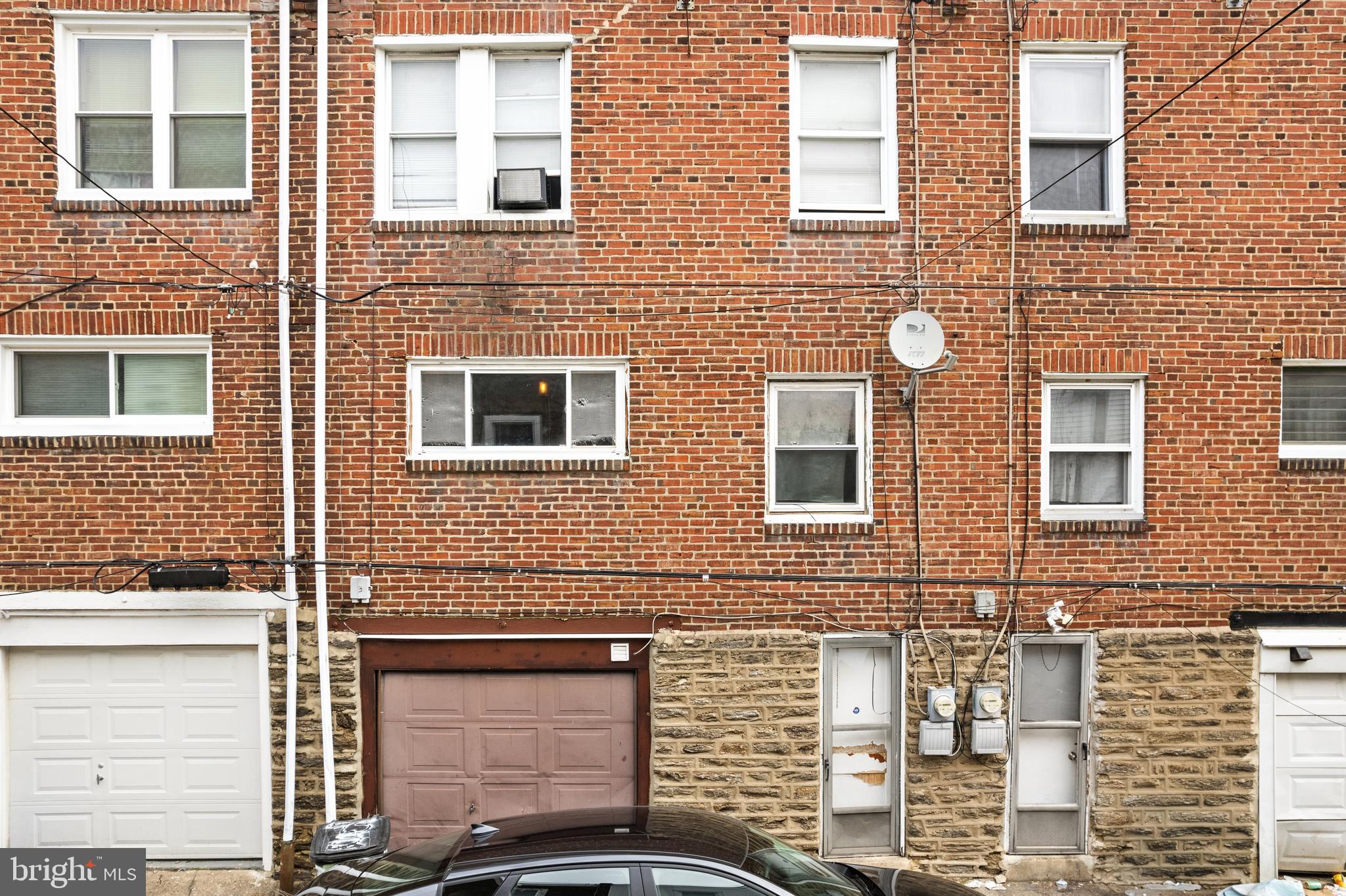 OXFORD CIRCLE - Residential