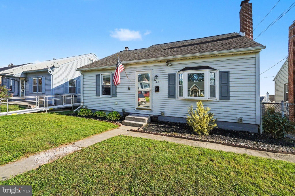 Photo of 212 Wecaf Road, NEW HOLLAND, PA 17557 (MLS # PALA2093662)