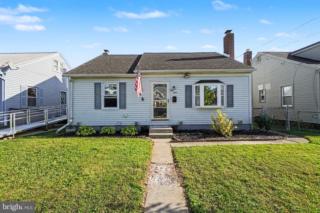 Photo of 212 Wecaf Road, NEW HOLLAND, PA 17557 (MLS # PALA2093662)